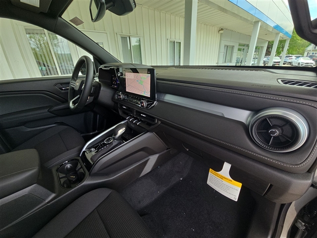 2025 Chevrolet Colorado LT