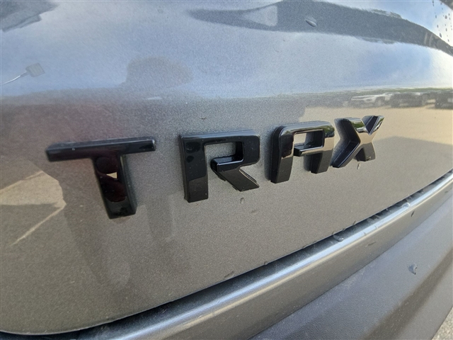 2025 Chevrolet Trax RS