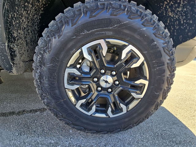 2025 Chevrolet Silverado 1500 ZR2