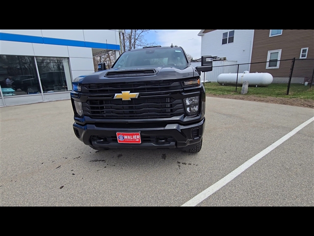 2025 Chevrolet Silverado 2500HD Custom