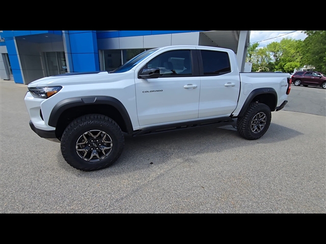 2025 Chevrolet Colorado ZR2