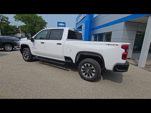 2025 Chevrolet Silverado 2500HD Custom