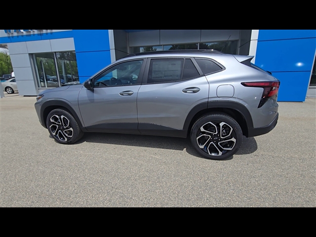 2025 Chevrolet Trax RS