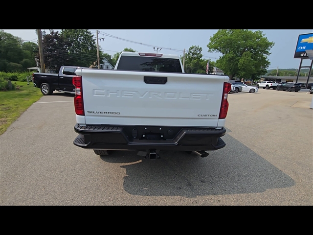 2025 Chevrolet Silverado 2500HD Custom