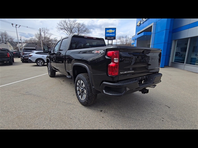 2025 Chevrolet Silverado 2500HD Custom