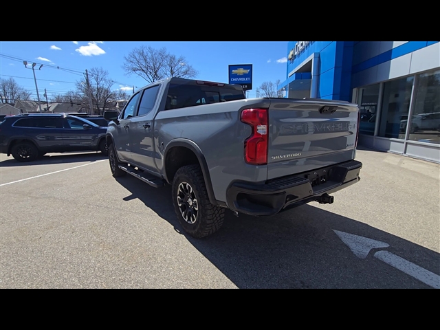 2025 Chevrolet Silverado 1500 ZR2