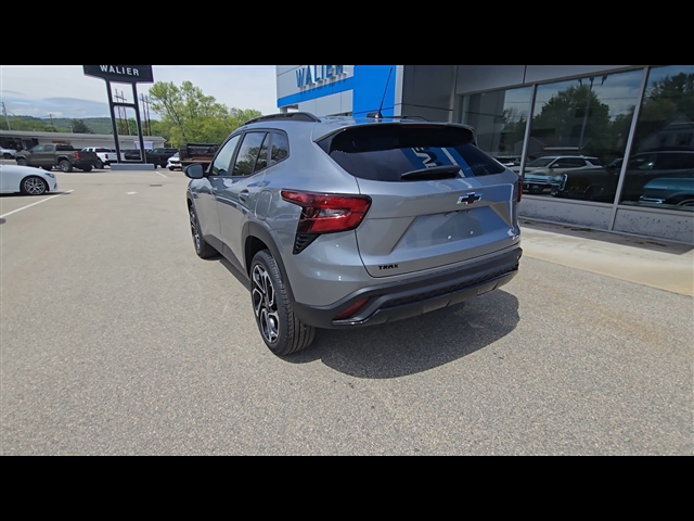 2025 Chevrolet Trax RS