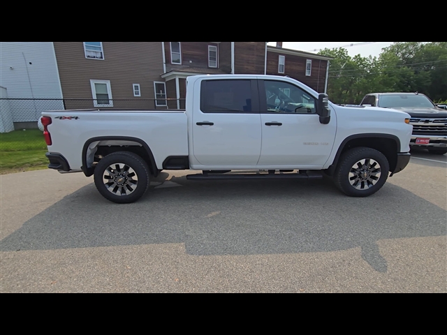2025 Chevrolet Silverado 2500HD Custom