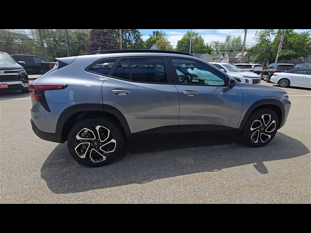 2025 Chevrolet Trax RS
