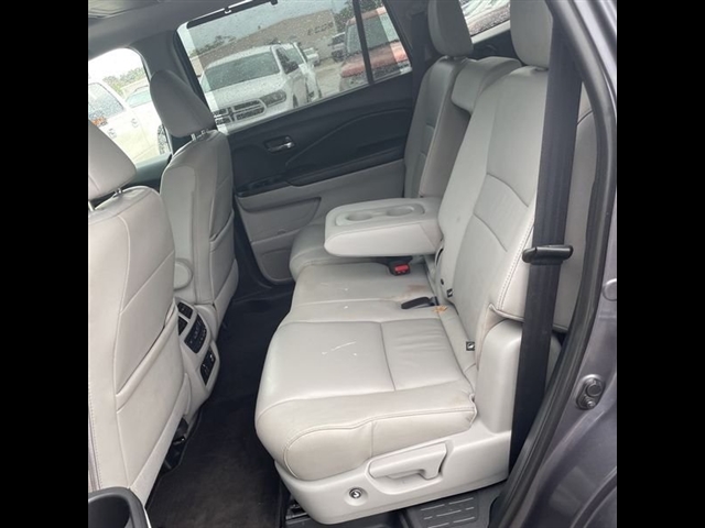 2022 Honda Pilot Touring