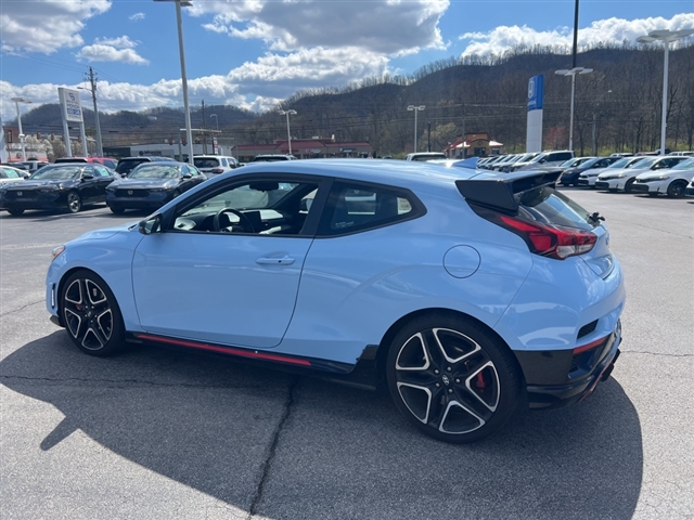 2022 Hyundai VELOSTER N Base