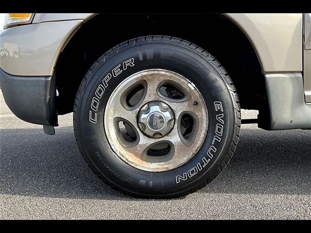 2005 Ford Explorer Sport Trac XLS