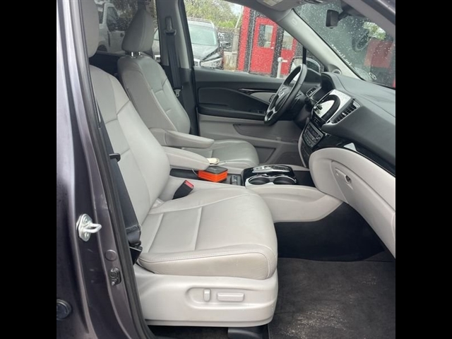 2022 Honda Pilot Touring