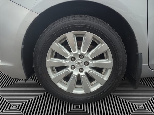 2017 Toyota Sienna XLE 7-Passenger