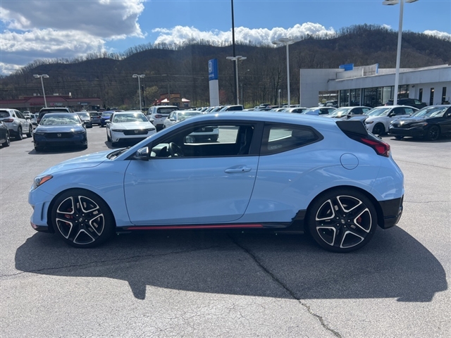 2022 Hyundai VELOSTER N Base