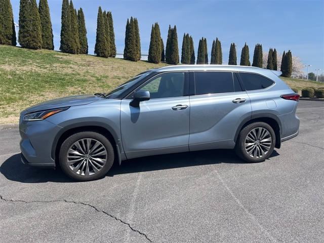 2021 Toyota Highlander Platinum