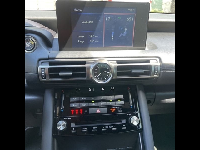 2022 Lexus IS 300 Base