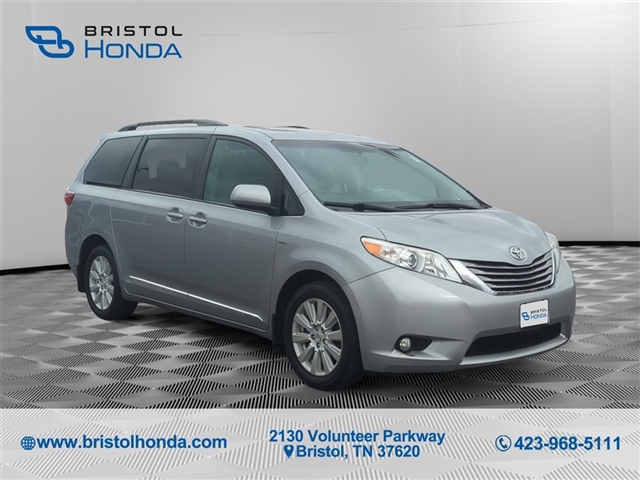2017 Toyota Sienna XLE 7-Passenger