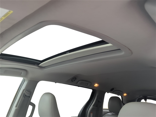 2017 Toyota Sienna XLE 7-Passenger