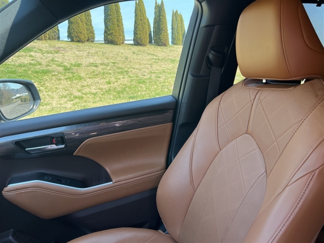 2021 Toyota Highlander Platinum