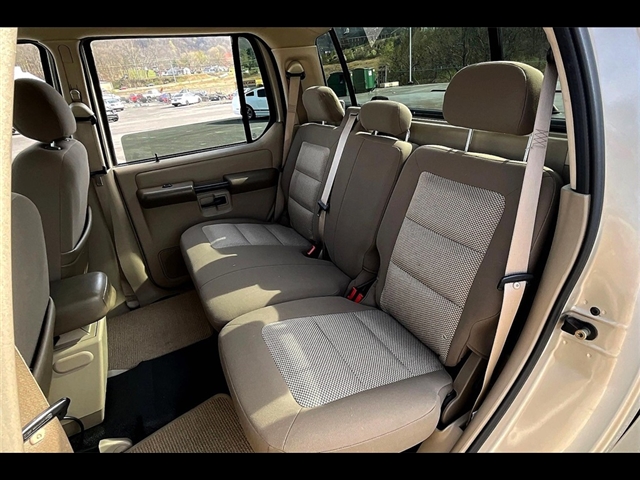 2005 Ford Explorer Sport Trac XLS