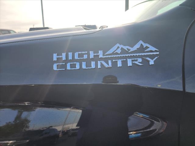 2022 Chevrolet Silverado 1500 High Country