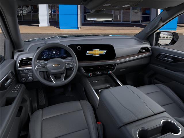 2025 Chevrolet Suburban LT