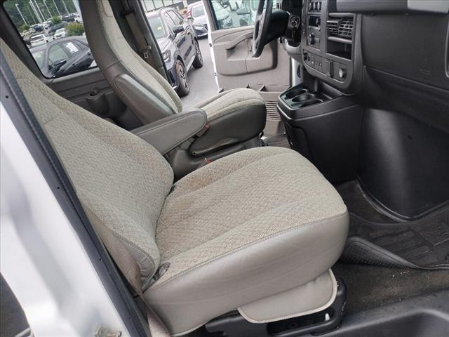 2017 Chevrolet Express LT 2500