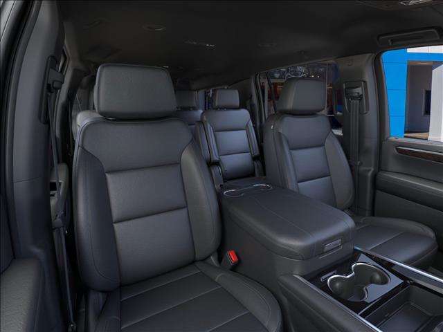 2025 Chevrolet Suburban LT