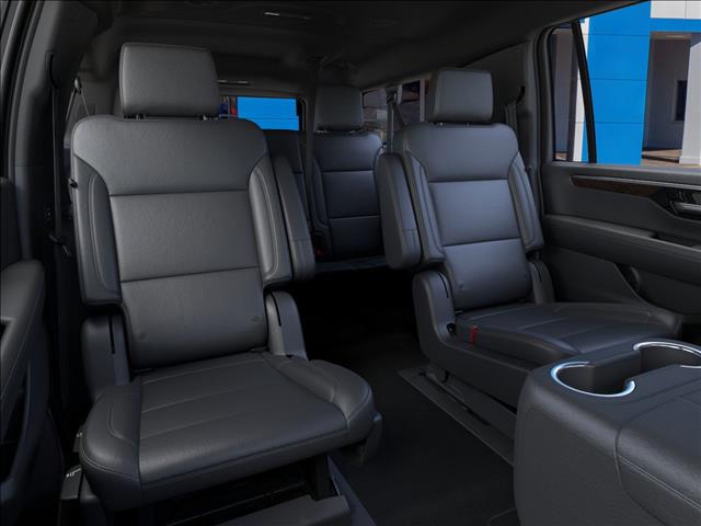 2025 Chevrolet Suburban LT
