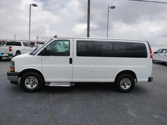 2017 Chevrolet Express LT 2500