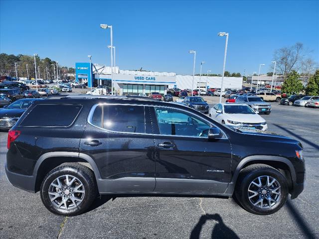 2023 GMC Acadia SLT