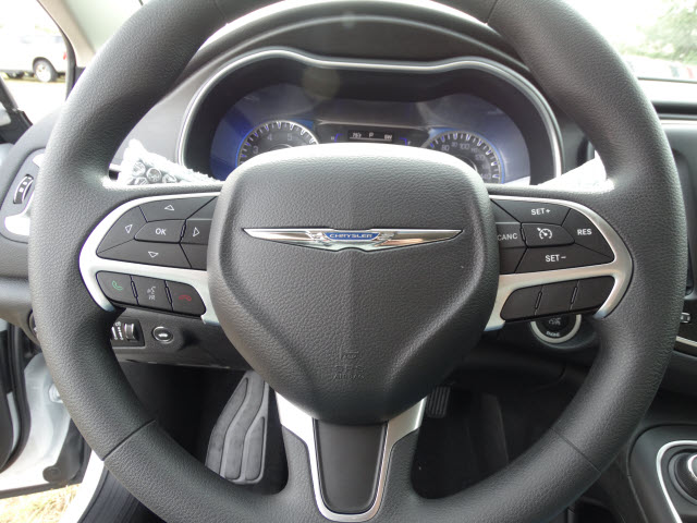 2016 Chrysler 200 