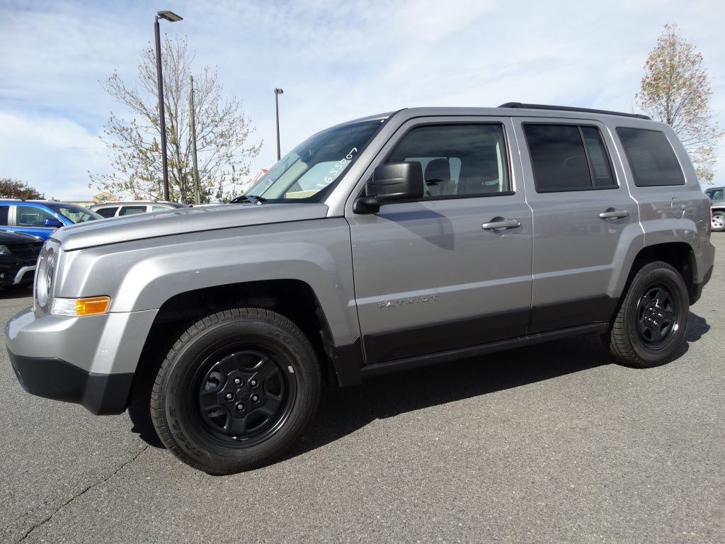 2016 Jeep Patriot  - main photo