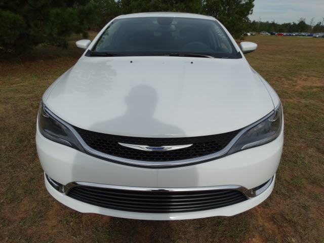2016 Chrysler 200 