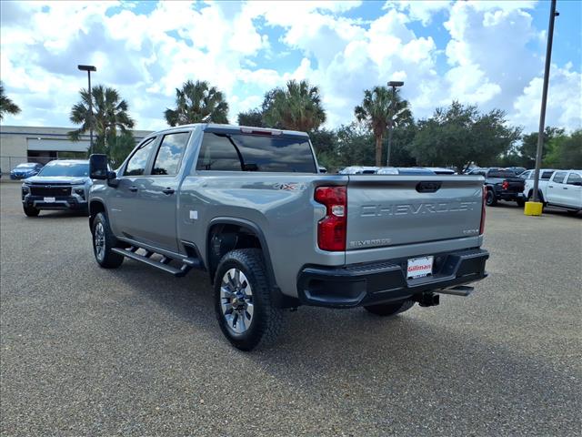 2026 Chevrolet Silverado 2500HD Custom