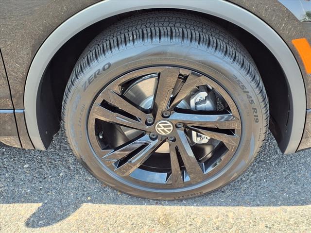 2023 Volkswagen Tiguan SE R-Line Black 4Motion