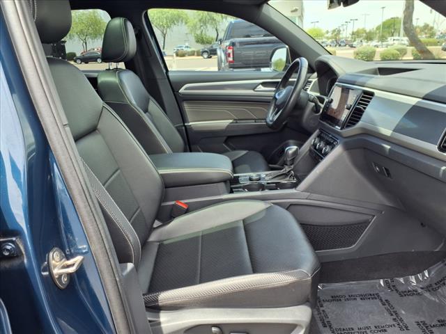 2022 Volkswagen Atlas Cross Sport V6 SEL R-Line 4Motion