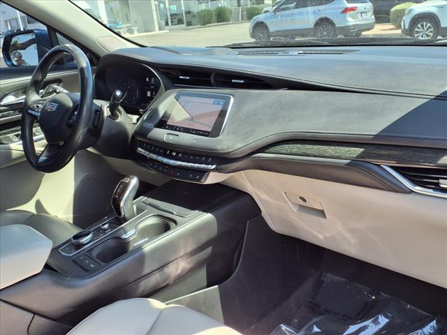 2020 Cadillac XT4 Premium Luxury