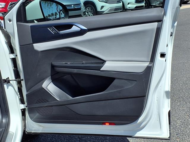 2022 Volkswagen Taos SE