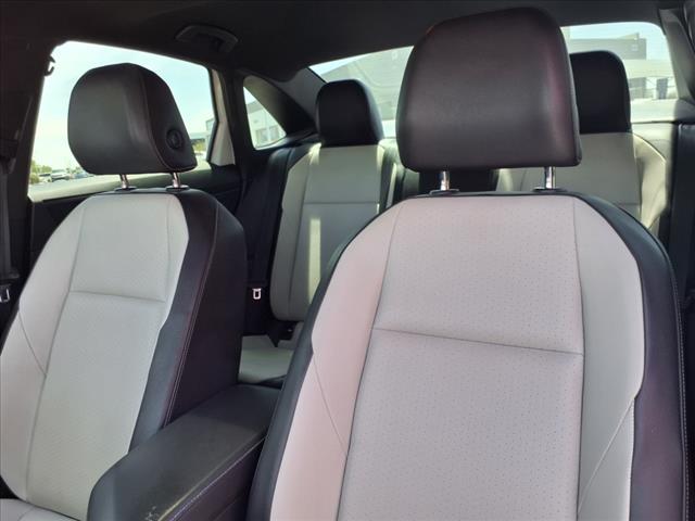 2019 Volkswagen Jetta R-Line