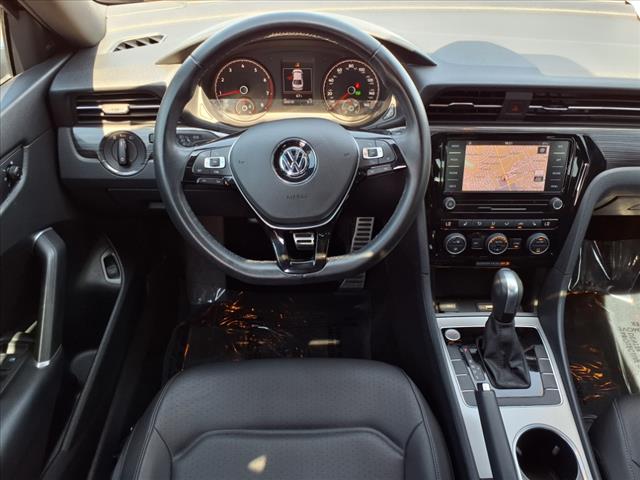 2021 Volkswagen Passat R-Line