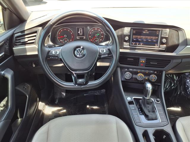 2019 Volkswagen Jetta R-Line