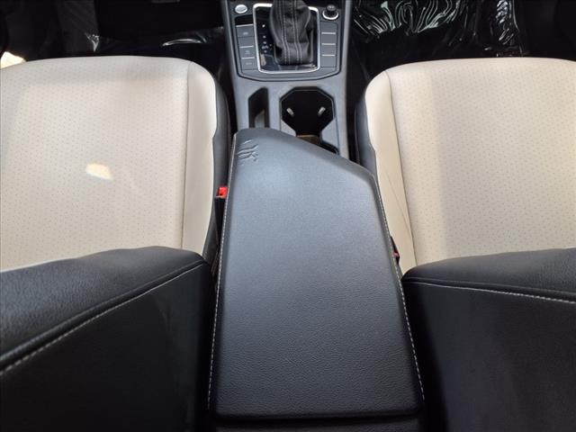 2019 Volkswagen Jetta R-Line