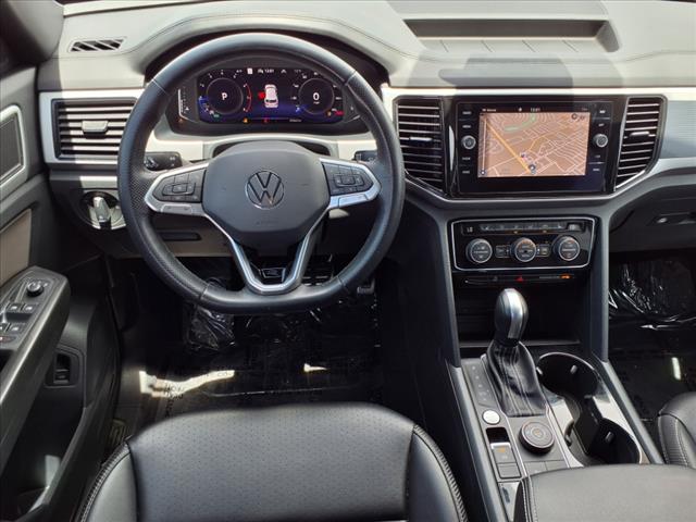 2022 Volkswagen Atlas Cross Sport V6 SEL R-Line 4Motion
