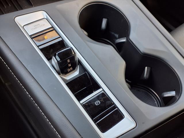 2025 Volkswagen Atlas SE