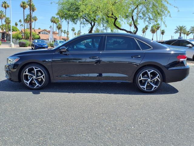 2021 Volkswagen Passat R-Line