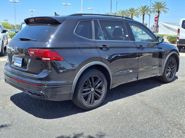 2022 Volkswagen Tiguan SE R-Line Black