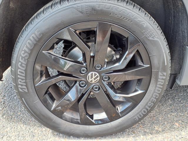 2022 Volkswagen Taos SE 4Motion