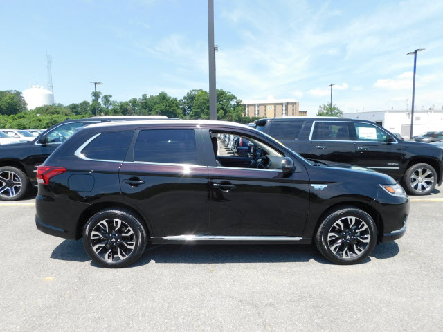Preowned 2018 Mitsubishi Outlander - PHEV SEL for sale by King Buick Gmc Llc in Gaithersburg, MD